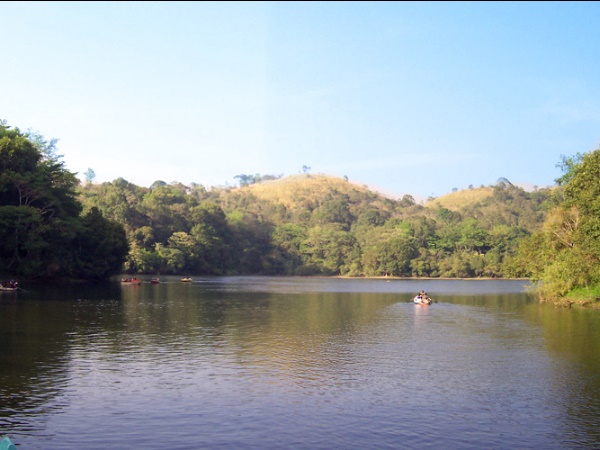 പൂക്കോട് തടാകം
