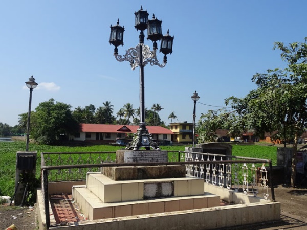 അഞ്ച് വിളക്ക്, ചങ്ങനാശ്ശേരി