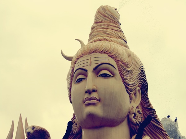 ഐതിഹ്യങ്ങൾ പലവിധം