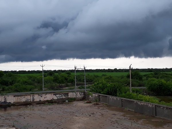 തടസ്സങ്ങള് നീങ്ങി എംസി റോഡ്