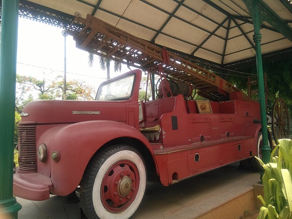 ഔറംഗസേബിന്റെ വാൾ മുതൽ