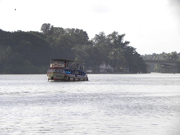 ആലപ്പുഴയിൽ നിന്നും തുടങ്ങുമ്പോൾ