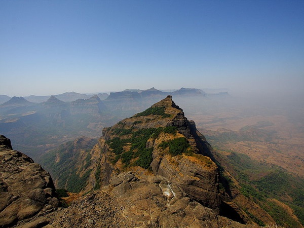 ഹരിശ്ചന്ദ്രഗഡ് ട്രക്കിങ്