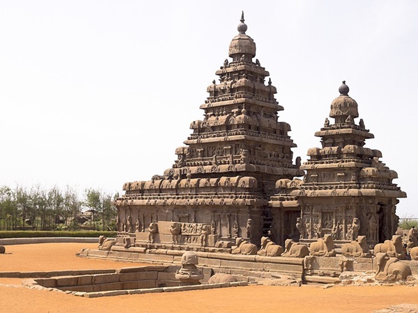 തീരത്തെ ക്ഷേത്രം