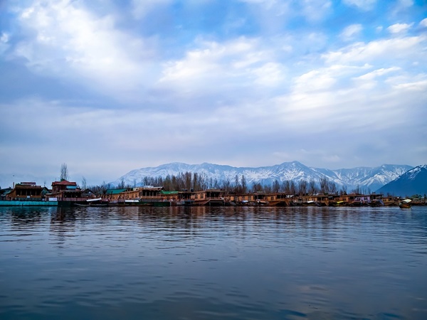 Jammu-Kashmir open for tourists from October 10 Jammu-Kashmir open for tourists from October 10