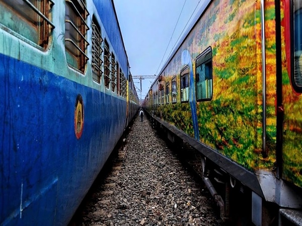 സ്പെഷ്യൽ മജസ്റ്റിക് രാജസ്ഥാൻ ഡീലക്സ് ട്രെയിൻ