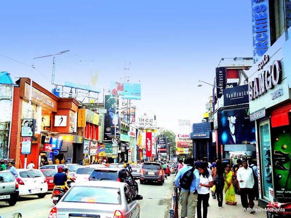 ബ്രിഗേഡ് റോഡ്