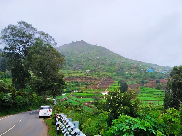 അവസാനമില്ലാത്ത കാഴ്ചകളിലേക്ക്