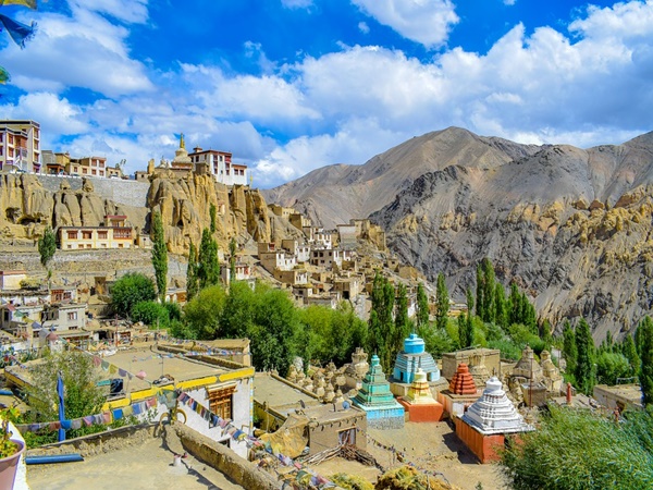 Jammu-Kashmir open for tourists from October 10 Jammu-Kashmir open for tourists from October 10