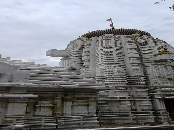 കേദാരേശ്വർ ക്ഷേത്രം