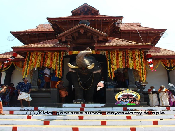 പെരുന്തച്ചന്റെ കൂത്തമ്പലം