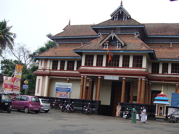 രജസ്വലയാകുന്ന ദേവി