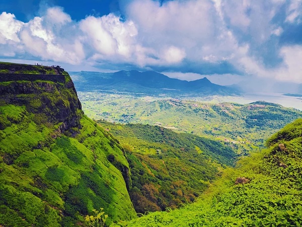 ഖാൻഡലാ