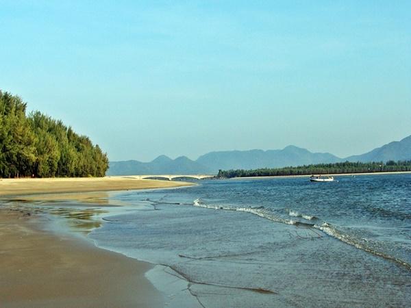 പോകാം മാന്നാർ ദേശീയോദ്യാനത്തിൽ