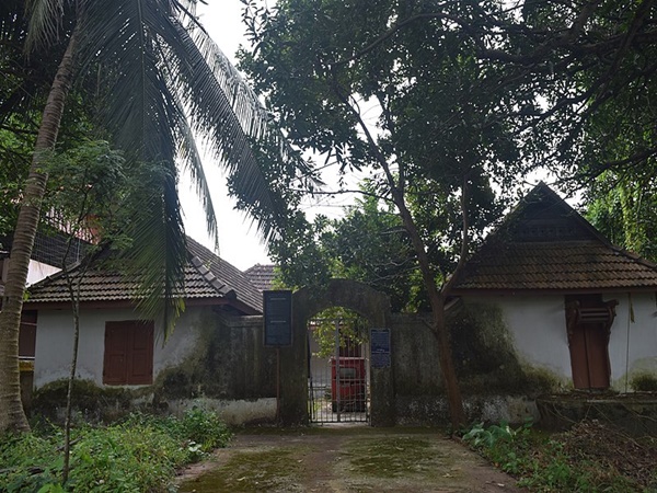 അരിയിട്ടുവാഴ്ച കോവിലകം