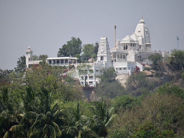 ബിർളാ മന്ദിർ