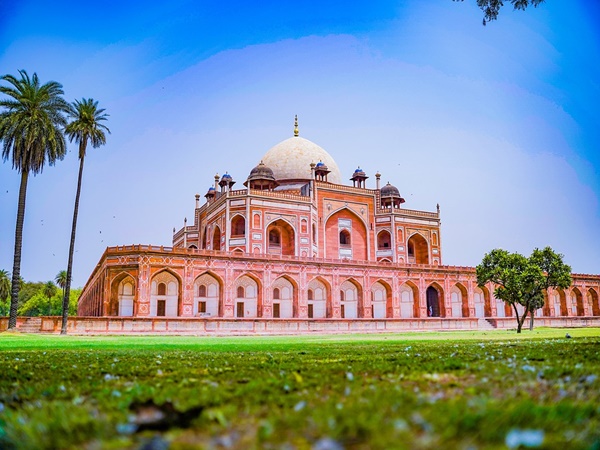 Free Entry for Women At All Monuments Under ASI on Sunday Free Entry for Women At All Monuments Under ASI on Sunday