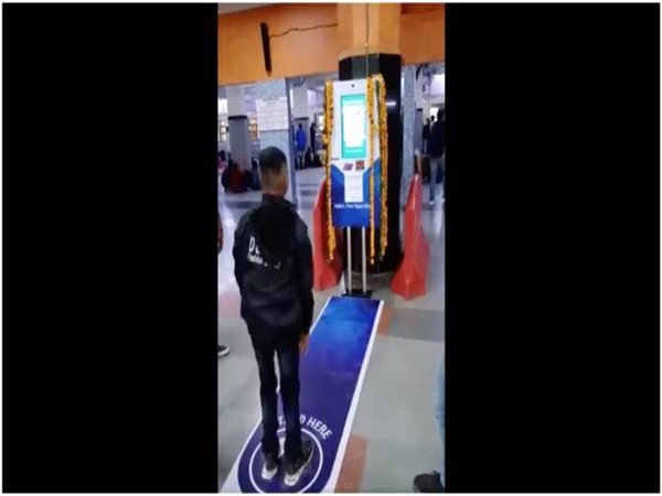Free Platform Ticket For 30 Squats in this Delhi Railway Station Free Platform Ticket For 30 Squats in this Delhi Railway Station