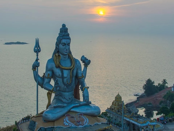 ഉത്സവങ്ങൾ