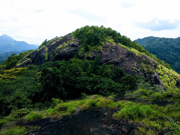 ഞണ്ടുപാറ