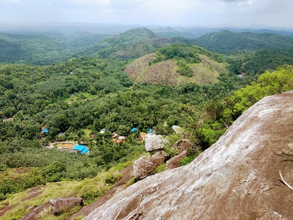 മഴ പെയ്യുവാൻ