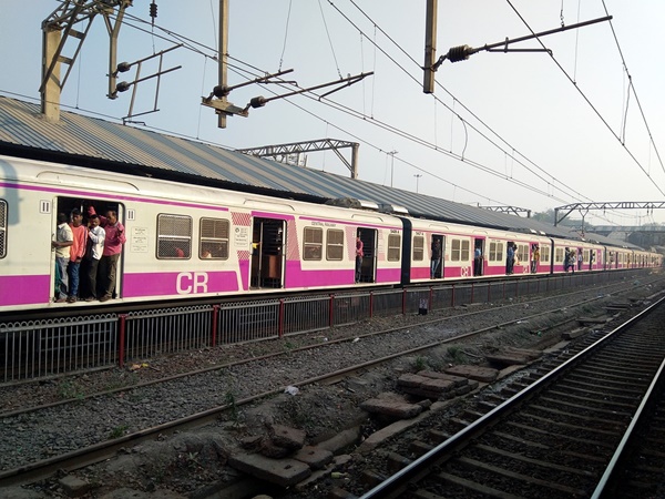 Covid-19: Indian Railways to convert Train Coaches into Isolation Cabins Covid-19: Indian Railways to convert Train Coaches into Isolation Cabins