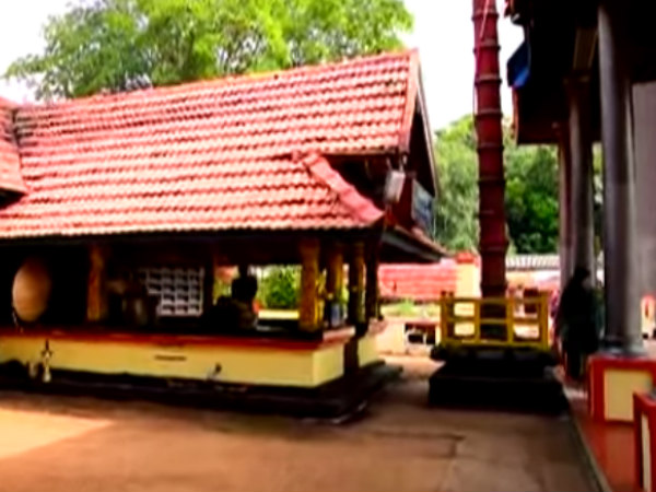 പൂജകള് രാത്രി മാത്രം