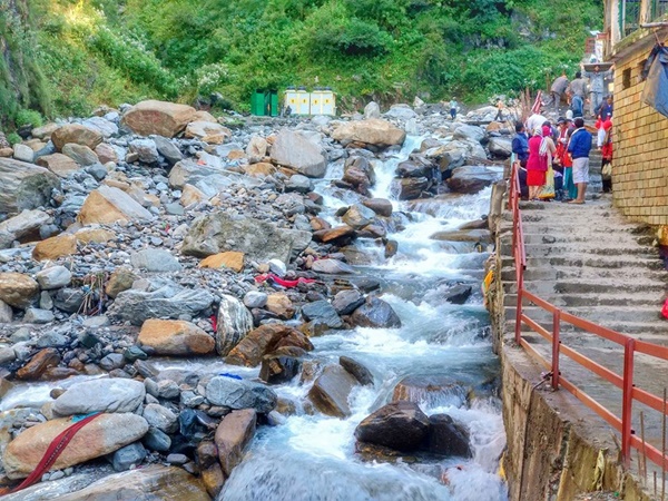 നടക്കുക ....നടക്കുക ...വീണ്ടും നടക്കുക