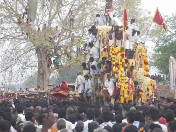 കൂത്താണ്ടവരുടെ കഥ ഇങ്ങനെ