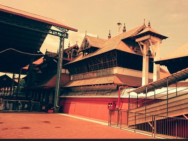 തിരുവോണം- ഗുരുവായൂര് കൃഷ്ണ ക്ഷേത്രം
