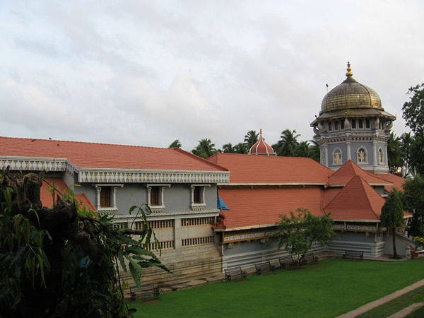 കള്ളം പറഞ്ഞാല് ജീവനെടുക്കുന്ന മണി