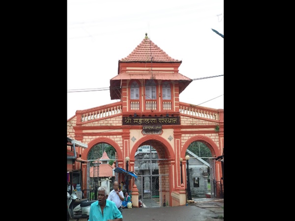നേപ്പാളില് നിന്നും
