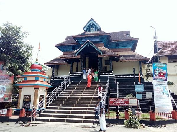 പൂരുരുട്ടാതി- ആറന്മുള കൃഷ്ണ ക്ഷേത്രം