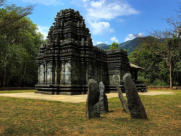 ചരിത്രം ഇങ്ങനെ