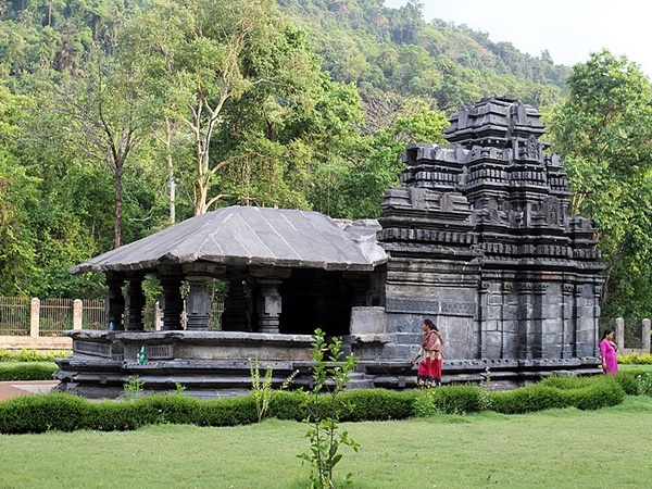 തലയില്ലാത്ത നന്ദി