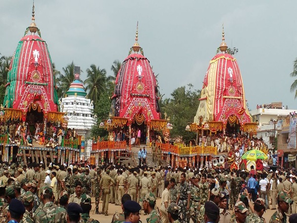 20 ദിവസം നീണ്ടു നില്ക്കുന്ന ചടങ്ങുകള്