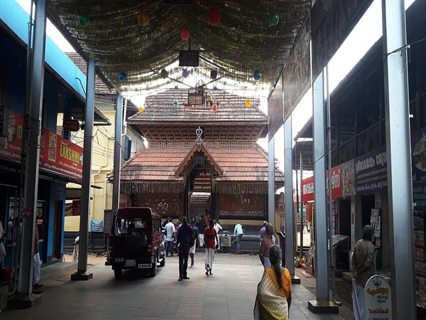 മര്യാദാപുരുഷോത്തമന് രാമന്