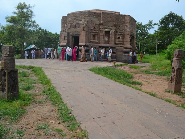 അഷ്ടഭുജാകൃതി