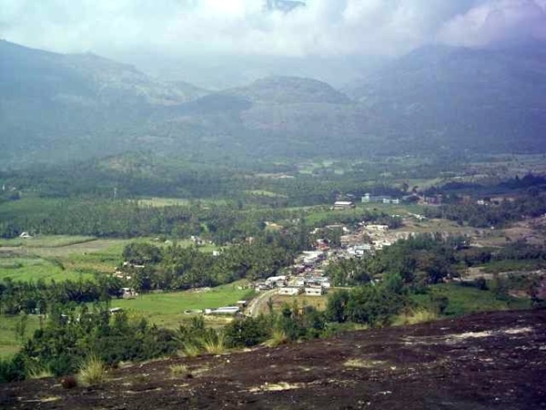 ചുറ്റോടു ചുറ്റും