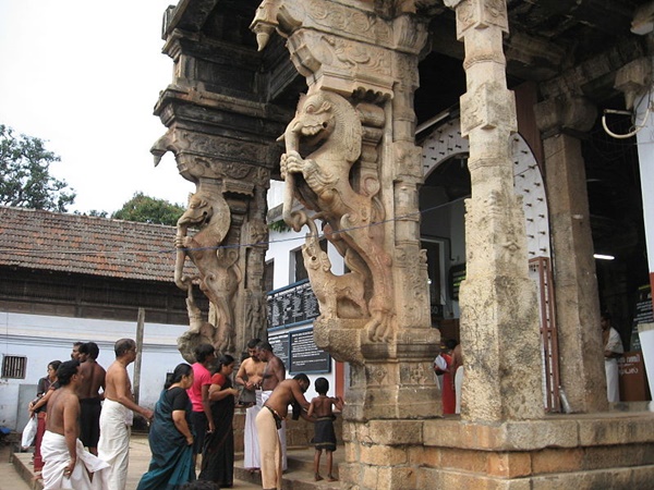 ശിൽപകലയുടെ അദ്ഭുതലീലകൾ