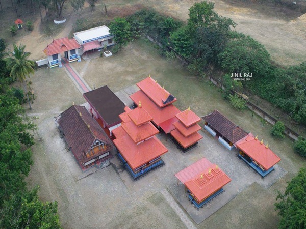 കര്ക്കിടകത്തില്