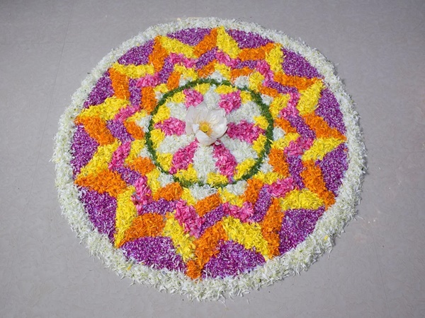 കഥയിങ്ങനെ