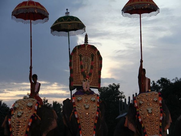 തൃക്കാക്കര ഓണസദ്യ