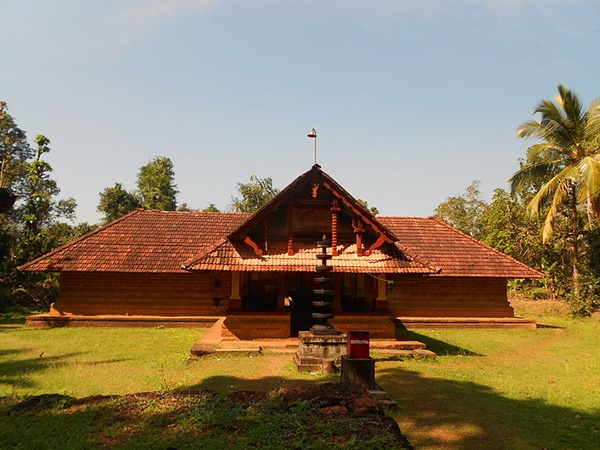 മൃദംഗശൈലേശ്വരി ക്ഷേത്രം