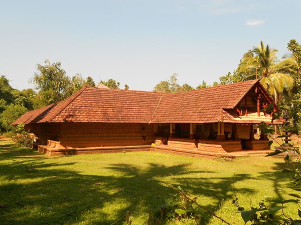 മിഴാവ് മുഴങ്ങുന്ന നാട്