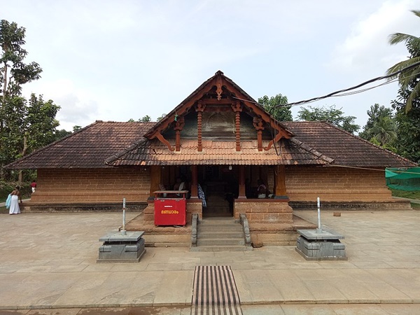 കഥയിങ്ങനെ