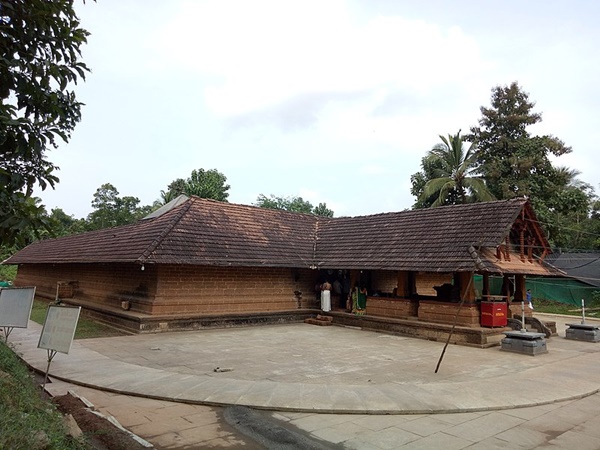 പോര്ക്കലി ഗുഹാ ക്ഷേത്രം