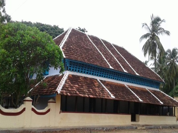 കുഷ്ഠംകുഴിയും സീതാര്കുണ്ടും