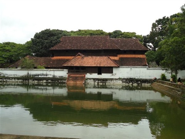 എത്തിച്ചേരുവാന്