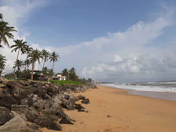 ആളൊഴിഞ്ഞ് പയ്യാമ്പലം